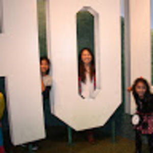 Meet your Posher, Maya